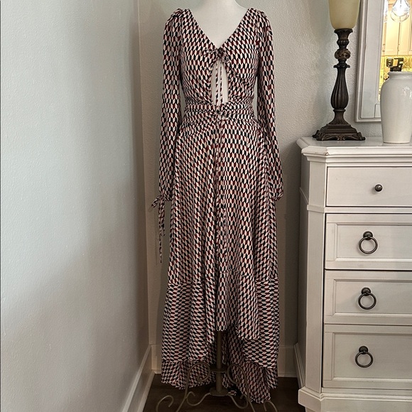 Mulla Dresses & Skirts - Mulla High Low Ruffle Cut Out Maxi‎ Dress Red Black Geometric Size Medium